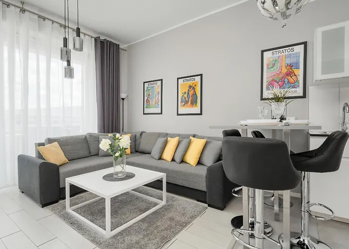 Center Close To The Market And Park With Parking & Air Conditioning By Renters Prestige Apartment Wroclaw
